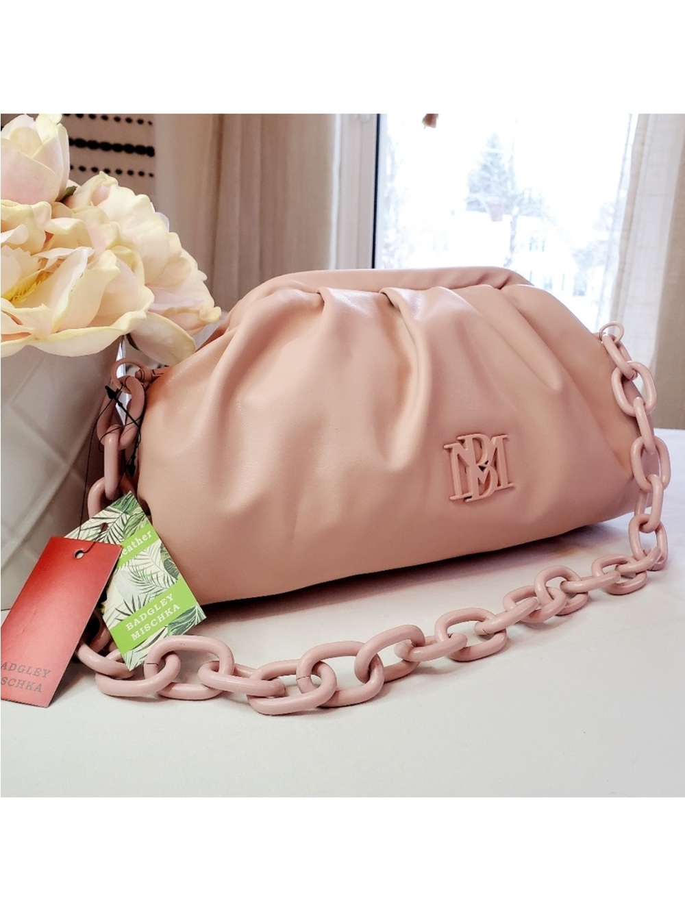 *RARE* Blush Pink Badgley Mischka vegan leather chunky chain convertible clutch - Picture 3 of 16